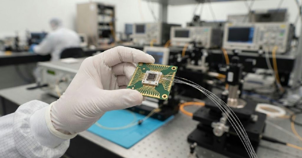 AI optical interconnects raise $40 million to cut datacenter power