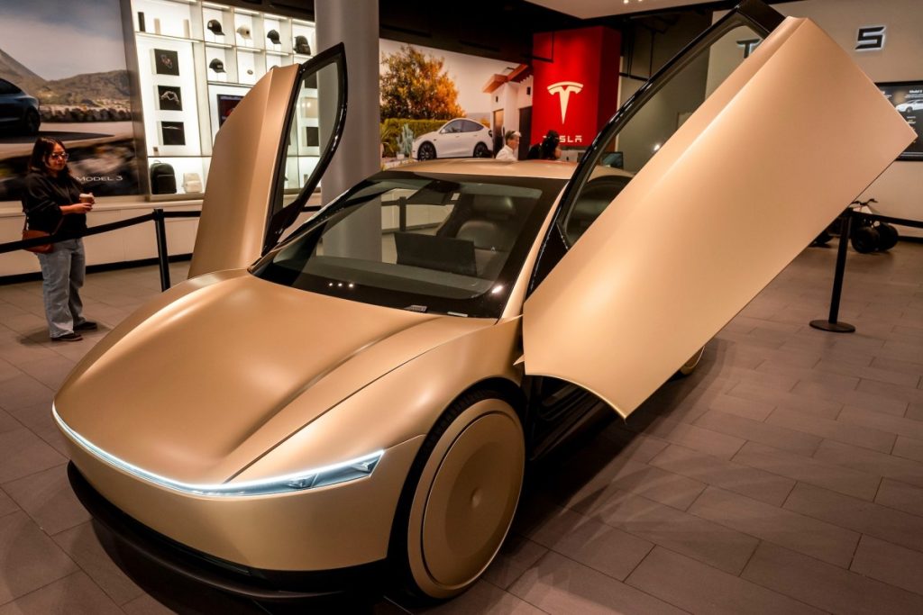 Cybercab Optimus funded by $30bn credit Cybercab Optimus: tesla secures $30b credit from citibank and wells fargo